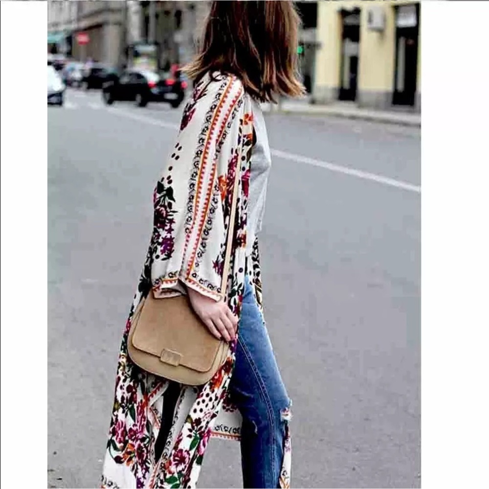 Arrived! 🌺BoHo blouse chiffon kimono top - Picture 7 of 9